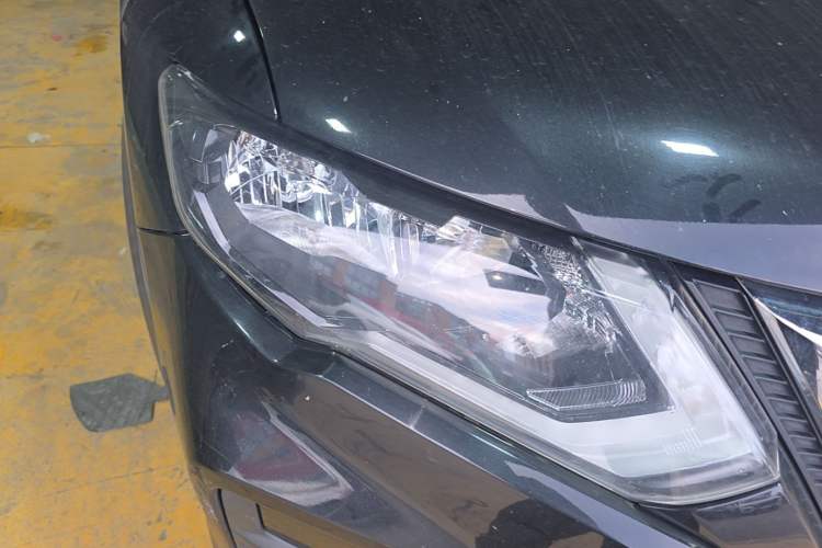 Used Nissan X-Trail 2019 2.0L CVT Smart Connect Comfort Edition 2WD Right Front Headlight