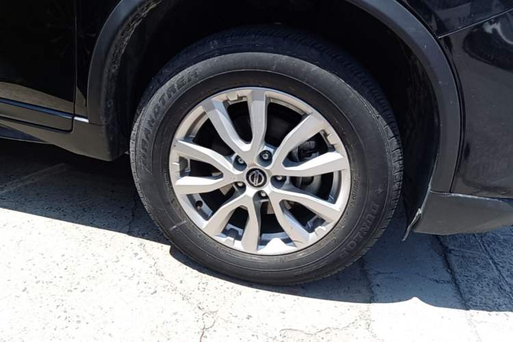 Used Nissan X-Trail 2019 2.0L CVT Smart Connect Comfort Edition 2WD Right Front Wheel Hub
