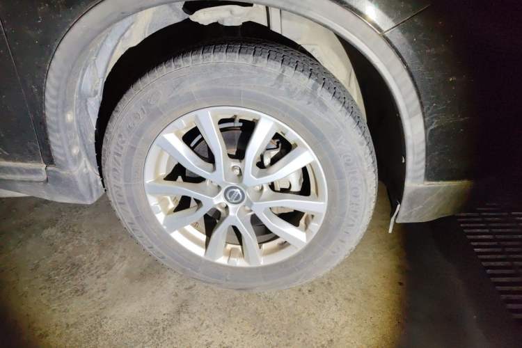Used Nissan X-Trail 2019 2.0L CVT Smart Connect Comfort Edition 2WD Right Front Wheel Hub
