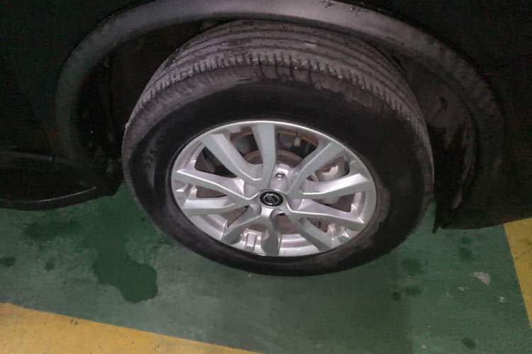 Used Nissan X-Trail 2019 2.0L CVT Smart Connect Comfort Edition 2WD Right Front Wheel Hub