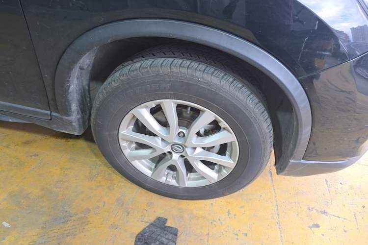 Used Nissan X-Trail 2019 2.0L CVT Smart Connect Comfort Edition 2WD Right Front Wheel Hub