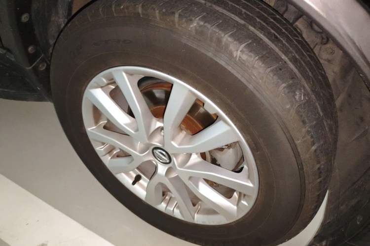 Used Nissan X-Trail 2019 2.0L CVT Smart Connect Comfort Edition 2WD Right Front Wheel Hub