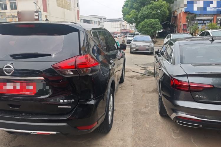 Used Nissan X-Trail 2019 2.0L CVT Smart Connect Comfort Edition 2WD Right Rear Taillight