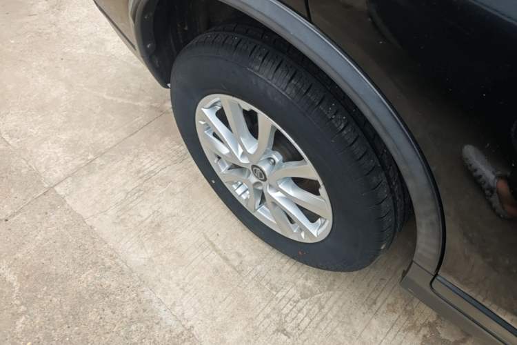 Used Nissan X-Trail 2019 2.0L CVT Smart Connect Comfort Edition 2WD Right Rear Wheel Hub
