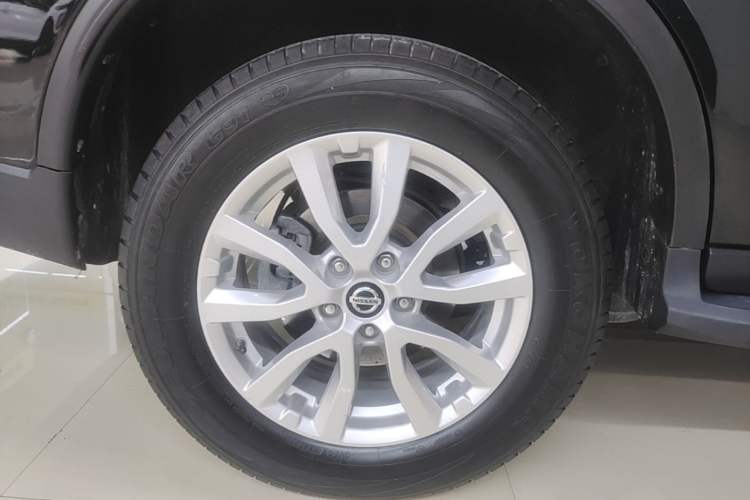 Used Nissan X-Trail 2019 2.0L CVT Smart Connect Comfort Edition 2WD Right Rear Wheel Hub