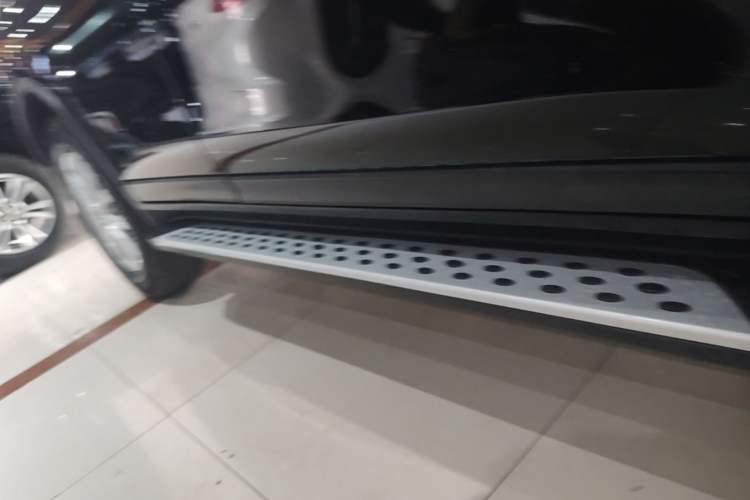 Used Nissan X-Trail 2019 2.0L CVT Smart Connect Comfort Edition 2WD Right Side Sill