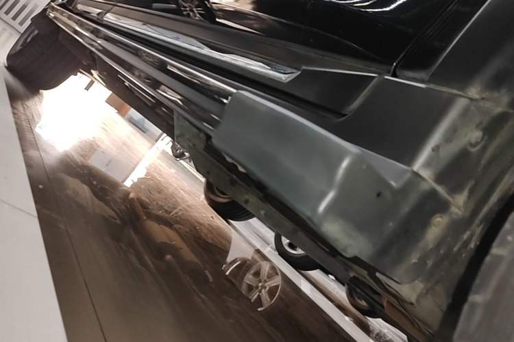 Used Nissan X-Trail 2019 2.5L CVT Smart Connect Luxury Edition 4WD Right Side Sill