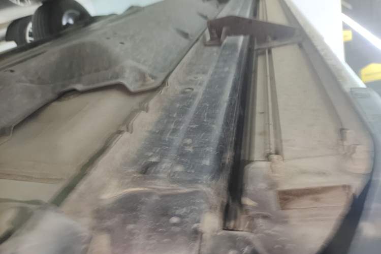 Used Nissan X-Trail 2019 2.0L CVT Smart Connect Comfort Edition 2WD Right Side Sill