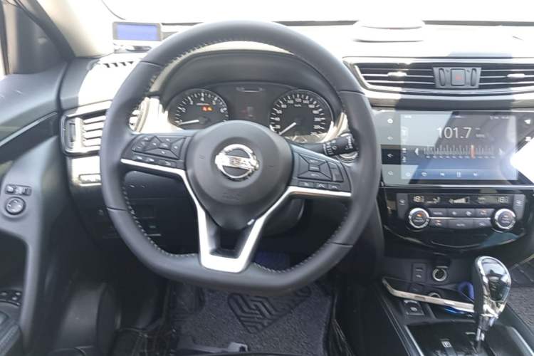 Used Nissan X-Trail 2019 2.0L CVT Smart Connect Comfort Edition 2WD Steering Wheel