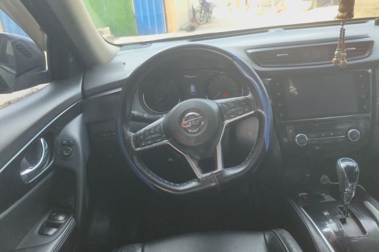 Used Nissan X-Trail 2019 2.0L CVT Smart Connect Comfort Edition 2WD Steering Wheel
