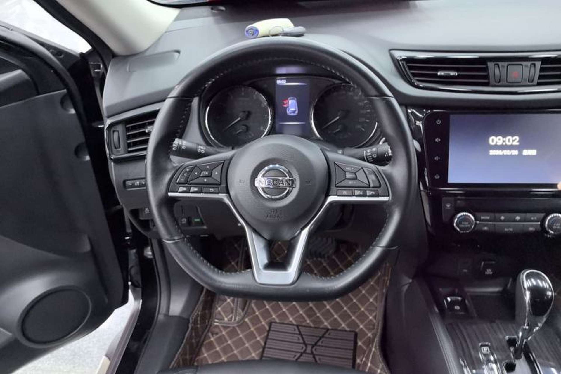 Used Nissan X-Trail 2019 2.0L CVT Smart Connect Comfort Edition 2WD Steering Wheel