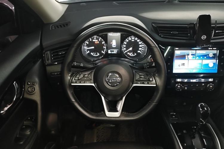 Used Nissan X-Trail 2019 2.5L CVT Smart Connect Luxury Edition 4WD Steering Wheel