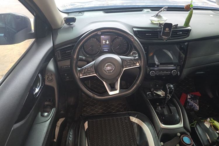 Used Nissan X-Trail 2019 2.0L CVT Smart Connect Comfort Edition 2WD Steering Wheel