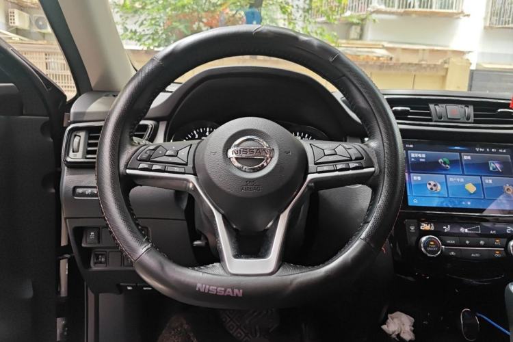 Used Nissan X-Trail 2019 2.0L CVT Smart Connect Comfort Edition 2WD Steering Wheel