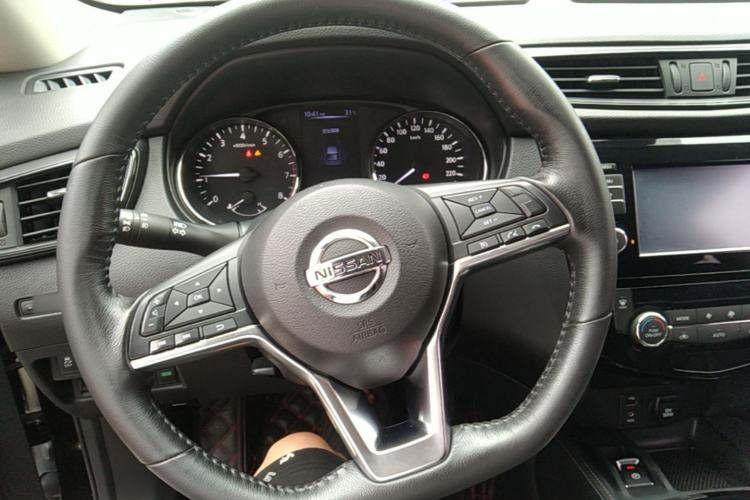 Used Nissan X-Trail 2019 2.0L CVT Comfort Edition 2WD Steering Wheel