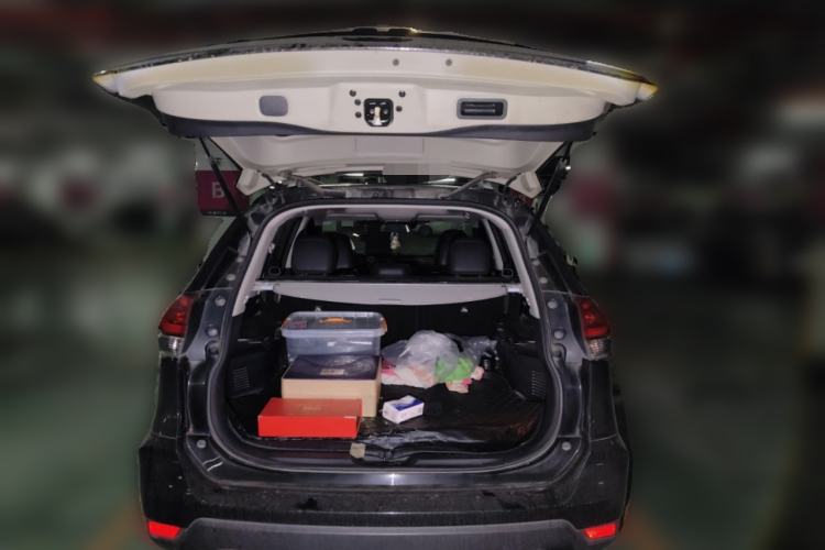Used Nissan X-Trail 2019 2.0L CVT Smart Connect Comfort Edition 2WD Trunk