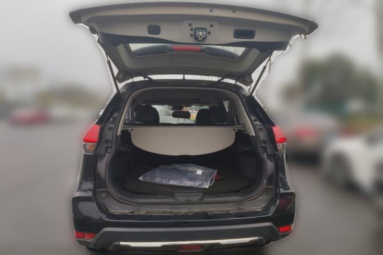 Used Nissan X-Trail 2019 2.0L CVT Smart Connect Comfort Edition 2WD Trunk