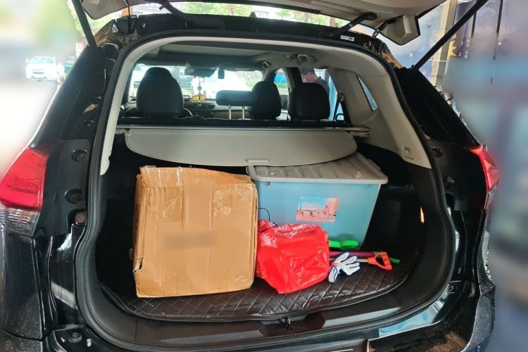 Used Nissan X-Trail 2019 2.0L CVT Smart Connect Comfort Edition 2WD Trunk
