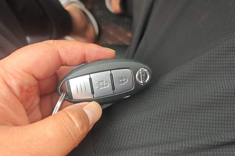 Used Nissan X-Trail 2019 2.0L CVT Smart Connect Comfort Edition 2WD Vehicle Key