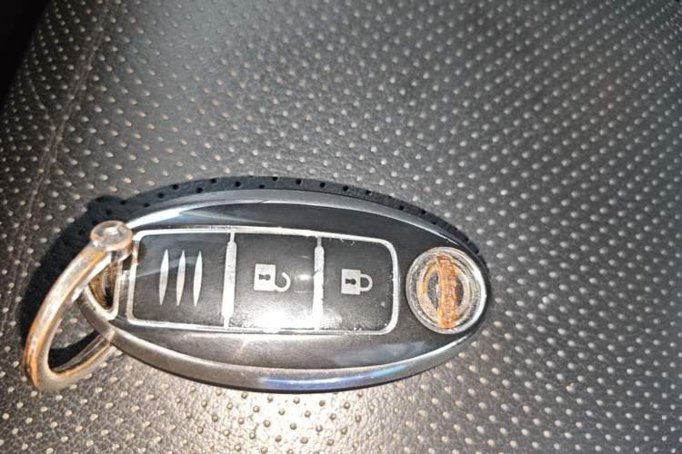 Used Nissan X-Trail 2019 2.0L CVT Smart Connect Comfort Edition 2WD Vehicle Key