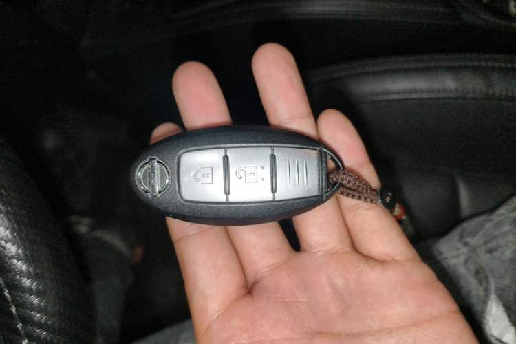 Used Nissan X-Trail 2019 2.0L CVT Smart Connect Comfort Edition 2WD Vehicle Key