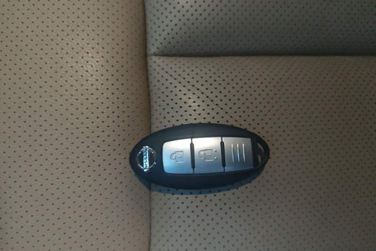 Used Nissan X-Trail 2019 2.0L CVT Smart Connect Comfort Edition 2WD Vehicle Key