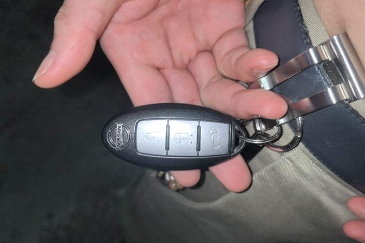 Used Nissan X-Trail 2019 2.5L CVT Smart Connect Luxury Edition 4WD Vehicle Key