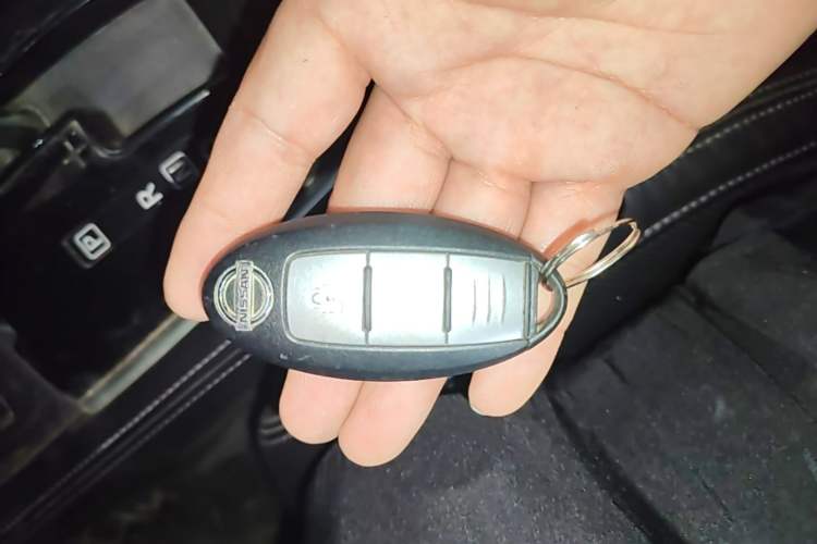 Used Nissan X-Trail 2019 2.0L CVT Smart Connect Comfort Edition 2WD Vehicle Key