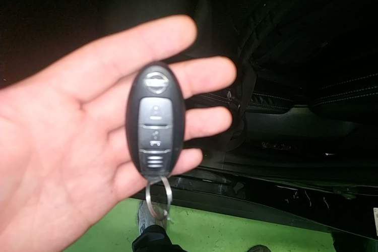 Used Nissan X-Trail 2019 2.0L CVT Smart Connect Comfort Edition 2WD Vehicle Key