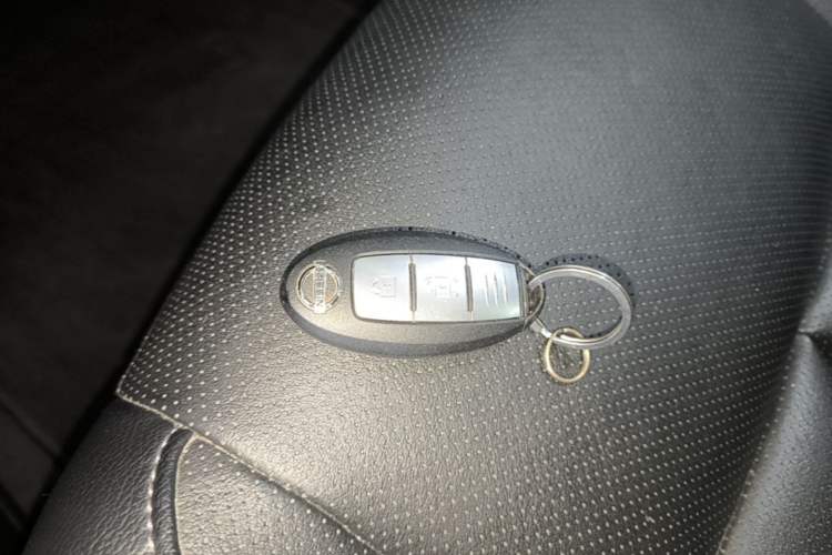 Used Nissan X-Trail 2019 2.0L CVT Smart Connect Comfort Edition 2WD Vehicle Key