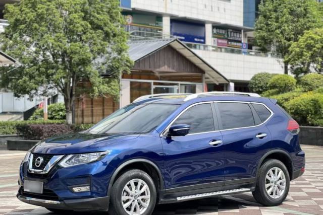 Ojetý Nissan X-Trail 2019 2.0L CVT Smart Connect Comfort Edition 2WD