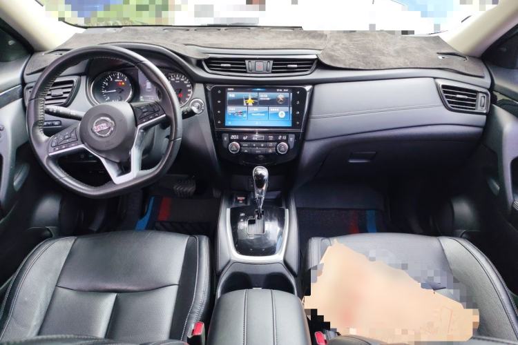 Used Nissan X-Trail 2019 2.0L CVT Smart Connect Comfort Edition 2WD Center Console