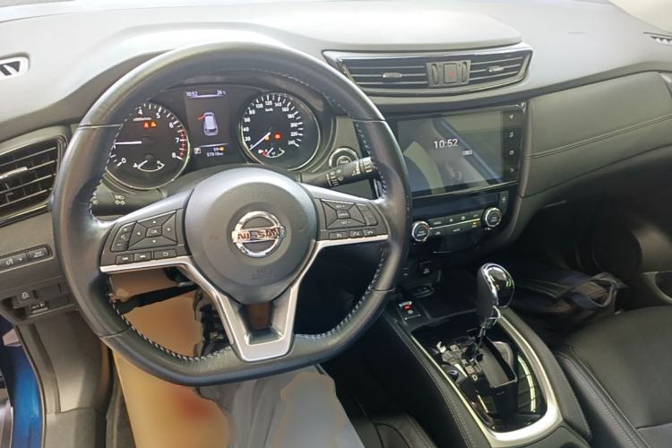 Used Nissan X-Trail 2019 2.0L CVT Smart Connect Comfort Edition 2WD Center Console