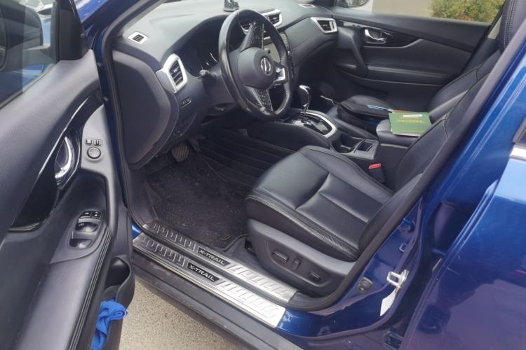 Used Nissan X-Trail 2019 2.0L CVT Comfort Edition 2WD Driver Seat