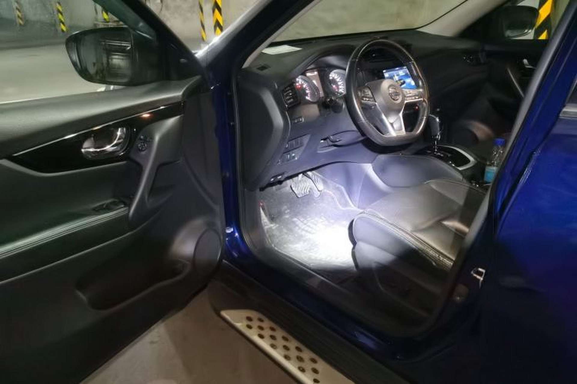 Used Nissan X-Trail 2019 2.0L CVT Smart Connect Comfort Edition 2WD Driver Seat