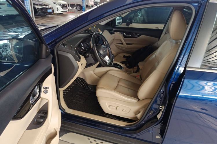 Used Nissan X-Trail 2019 2.0L CVT Smart Connect Comfort Edition 2WD Driver Seat