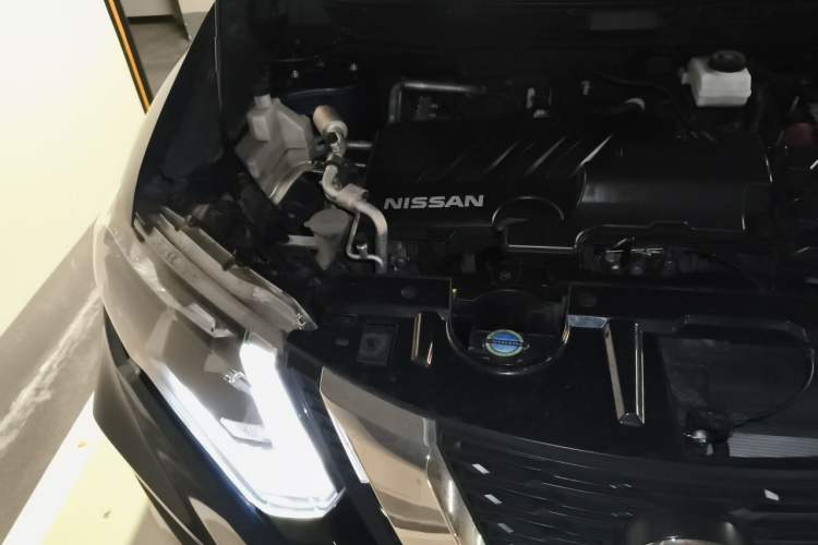 Used Nissan X-Trail 2019 2.0L CVT Smart Connect Comfort Edition 2WD Engine Bay Right