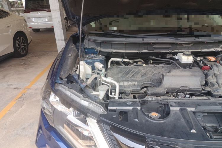 Used Nissan X-Trail 2019 2.0L CVT Comfort Edition 2WD Engine Bay Right