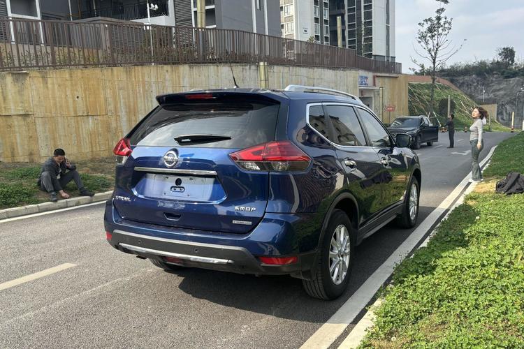 Used Nissan X-Trail 2019 2.0L CVT SmartConnect 7-Seater Comfort Edition 2WD Exterior 5