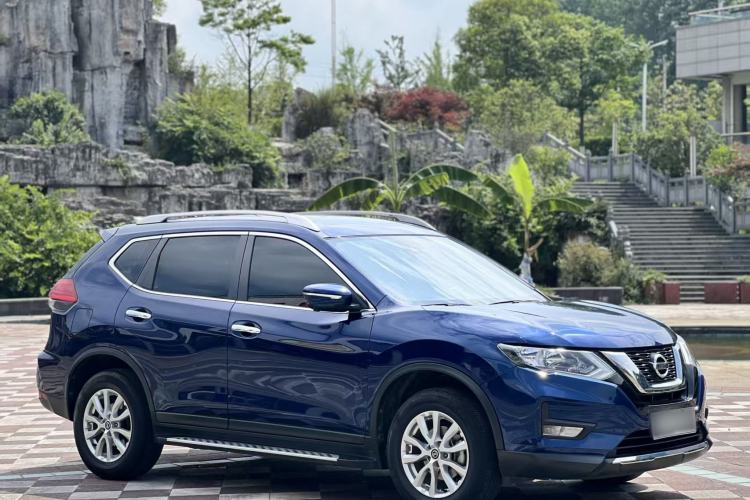 Used Nissan X-Trail 2019 2.0L CVT Smart Connect Comfort Edition 2WD Front Right 45 Deg