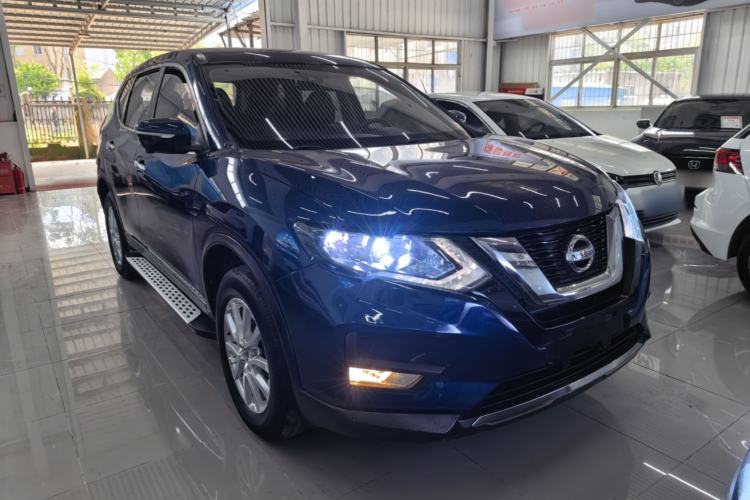 Used Nissan X-Trail 2019 2.0L CVT Smart Connect Comfort Edition 2WD Front Right 45 Deg