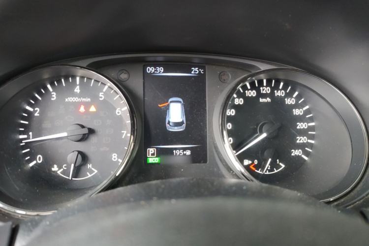Used Nissan X-Trail 2019 2.0L CVT Smart Connect Comfort Edition 2WD Instrument Cluster