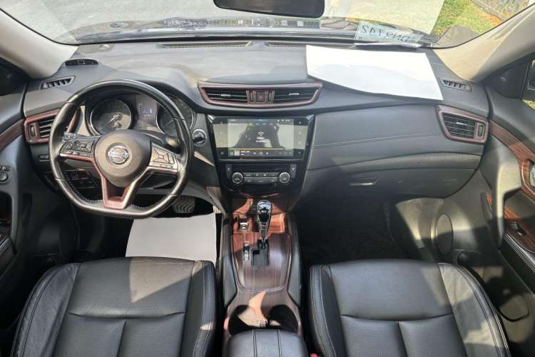 Used Nissan X-Trail 2019 2.0L CVT SmartConnect 7-Seater Comfort Edition 2WD Interior 1