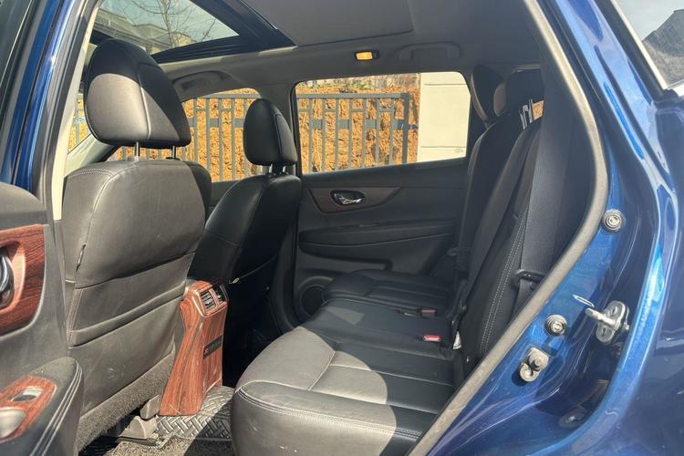 Used Nissan X-Trail 2019 2.0L CVT SmartConnect 7-Seater Comfort Edition 2WD Interior 3