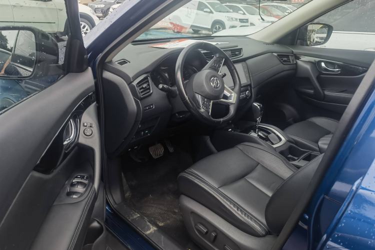 Used Nissan X-Trail 2019 2.0L CVT Smart Connect Comfort Edition 2WD Interior 4