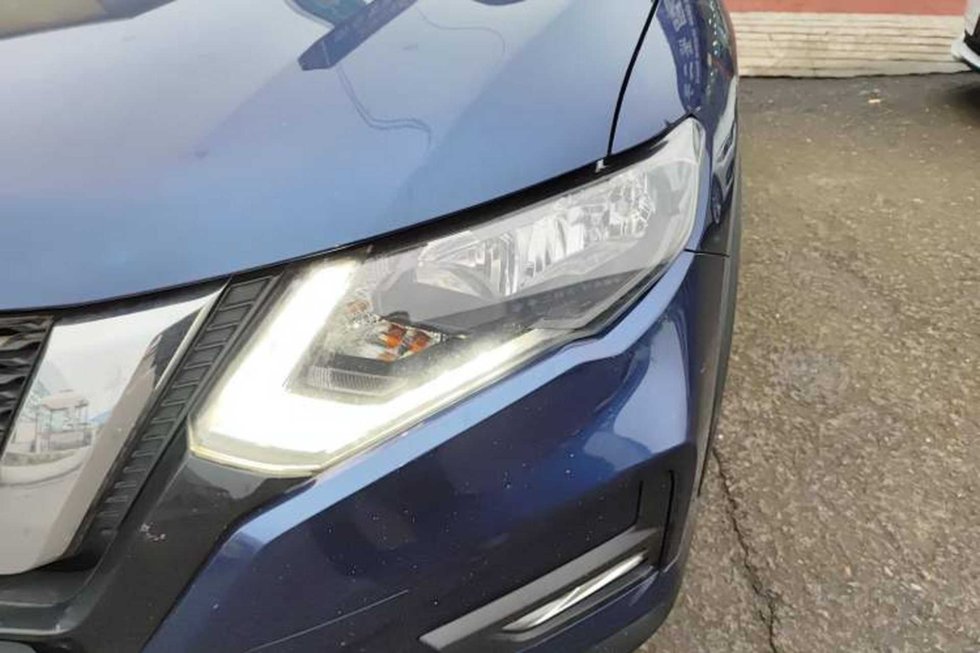 Used Nissan X-Trail 2019 2.0L CVT Smart Connect Comfort Edition 2WD Left Front Headlight