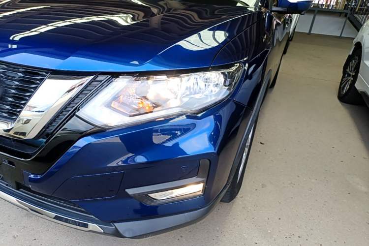 Used Nissan X-Trail 2019 2.0L CVT Smart Connect Comfort Edition 2WD Left Front Headlight