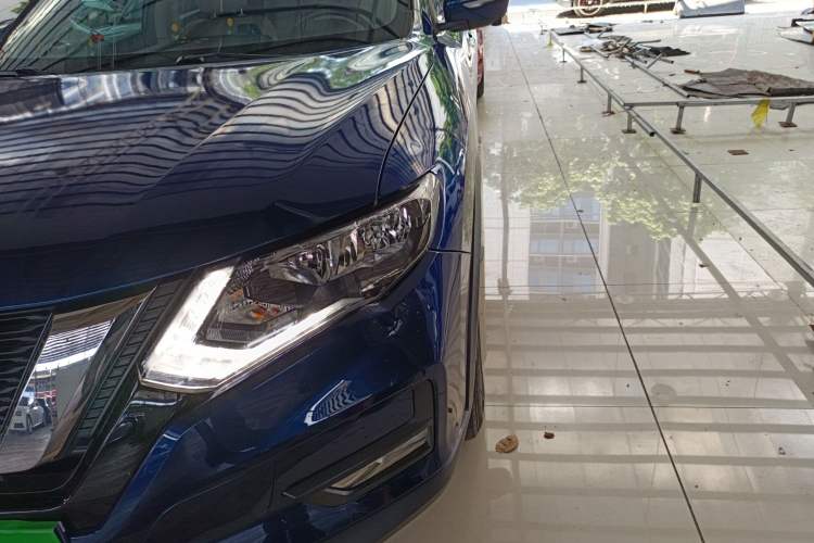 Used Nissan X-Trail 2019 2.0L CVT Smart Connect Comfort Edition 2WD Left Front Headlight