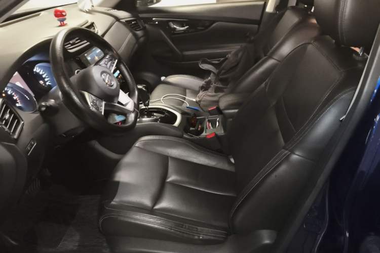 Used Nissan X-Trail 2019 2.0L CVT Smart Connect Comfort Edition 2WD Left Front Seat