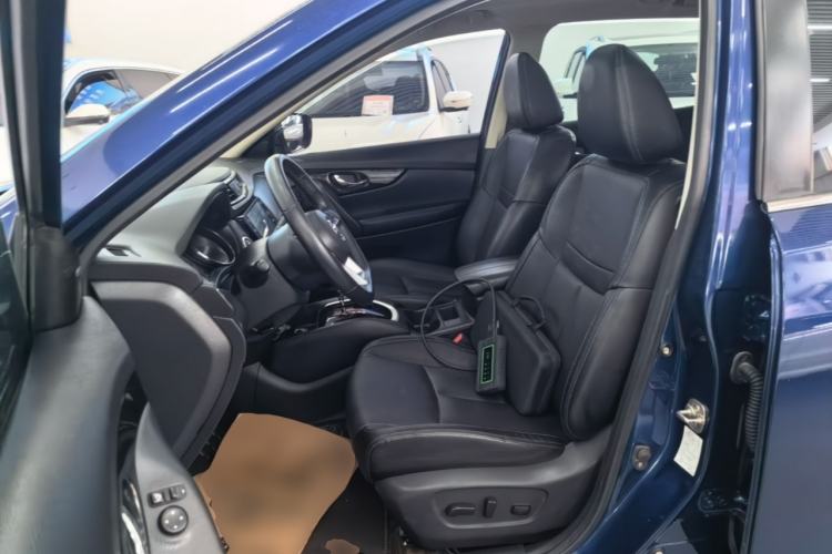 Used Nissan X-Trail 2019 2.0L CVT Smart Connect Comfort Edition 2WD Left Front Seat